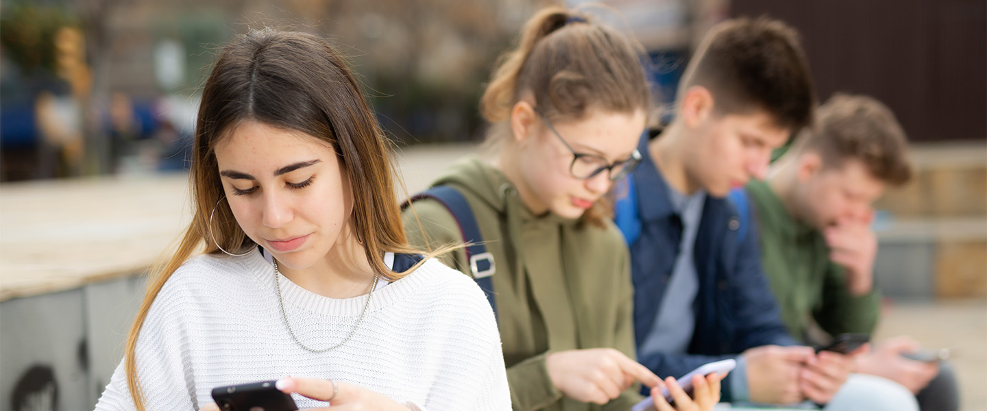 Sai cosa fanno i tuoi figli online?